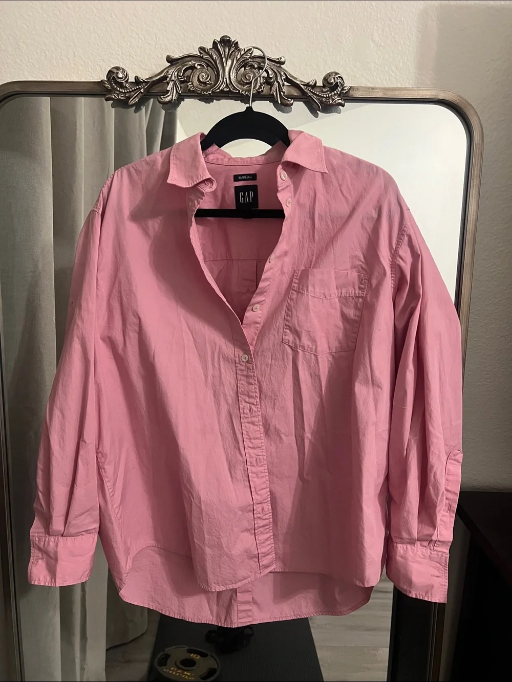 GAP Pink Button-Down Shirt - Classic Cotton Button Up